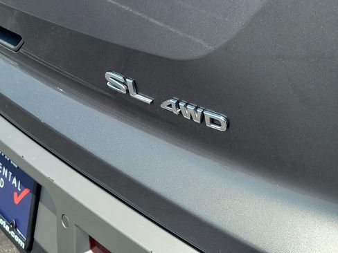Used 2025 Nissan Pathfinder SL AWD/4WD image 7