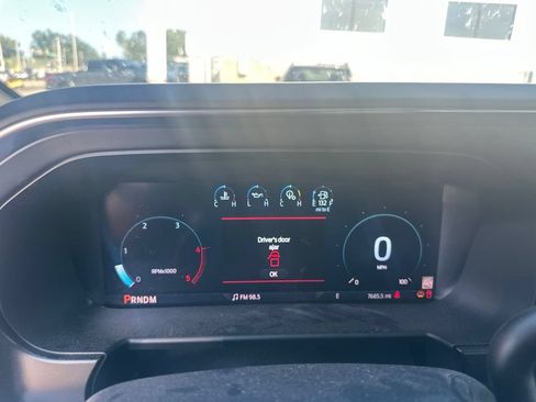Used 2025 Ford F250 Platinum AWD/4WD image 14