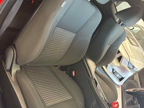 Used 2016 Dodge Challenger SXT RWD image 20