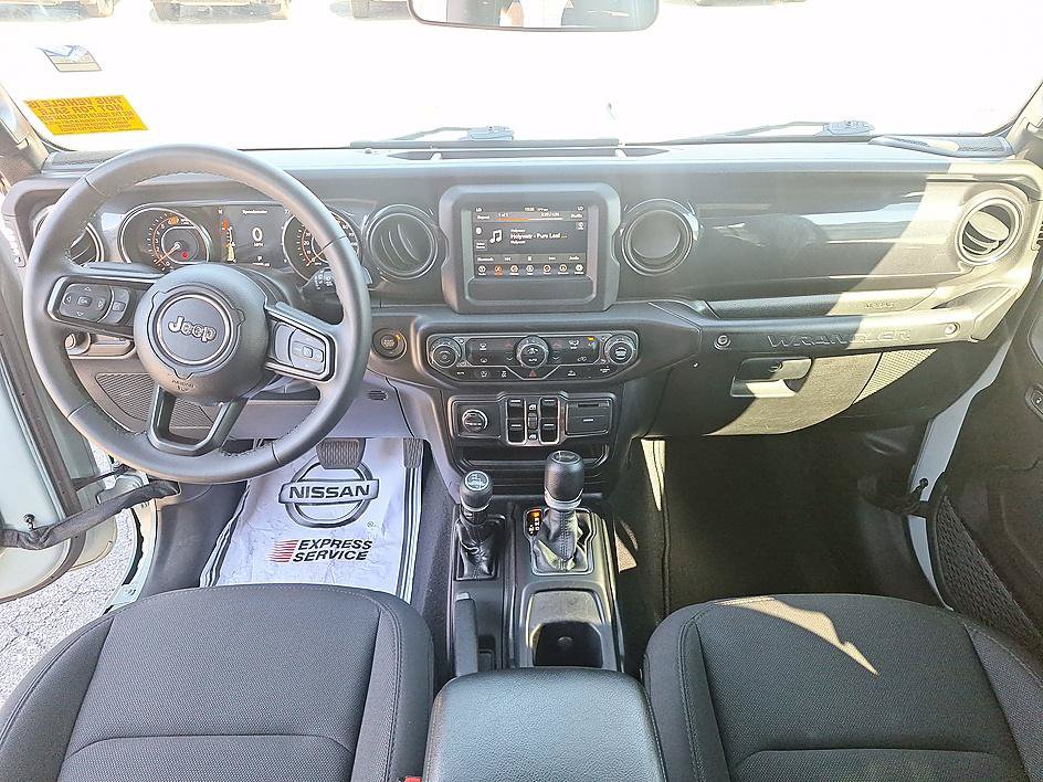 Used 2023 Jeep Wrangler Unlimited Sport AWD/4WD image 19