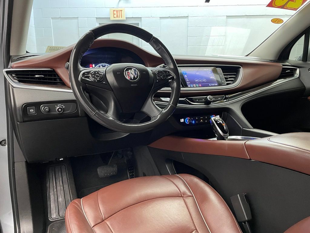 Used 2020 Buick Enclave Avenir w/ Avenir Technology Package FWD image 13