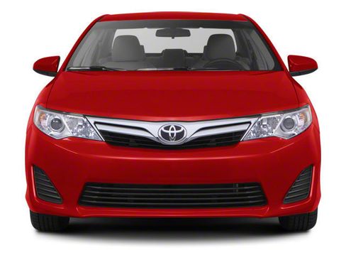Used 2012 Toyota Camry LE FWD image 4