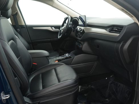 Used 2020 Ford Escape SEL image 13