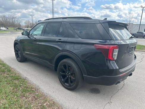 Used 2023 Ford Explorer ST-Line w/ Class IV Trailer Tow Package image 3