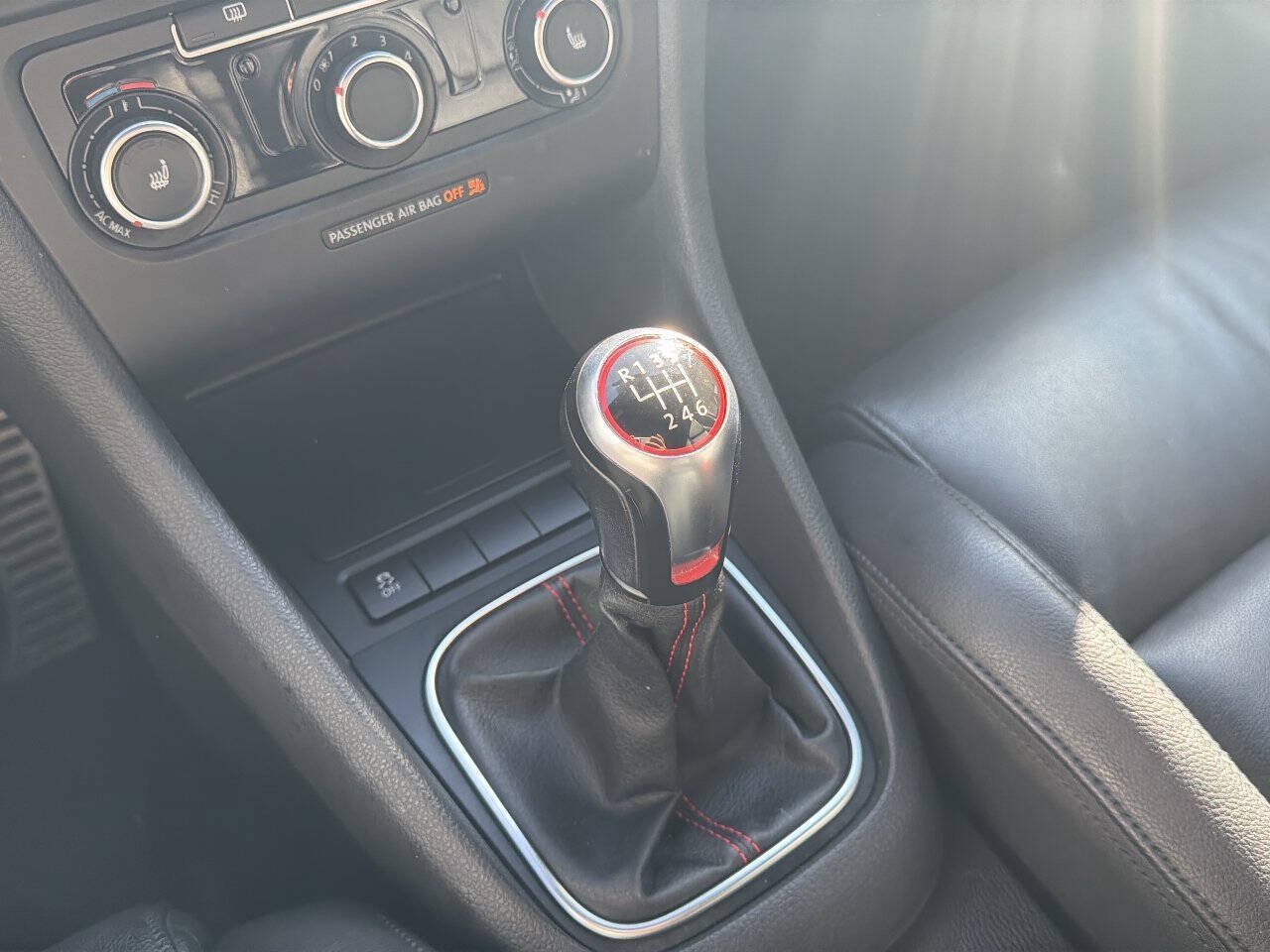 Used 2012 Volkswagen GTI Autobahn FWD image 29