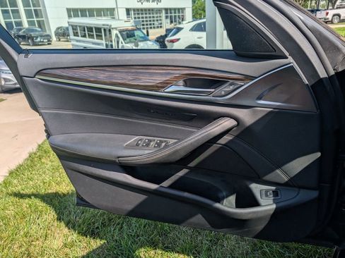 Used 2018 BMW 530i xDrive AWD/4WD image 21