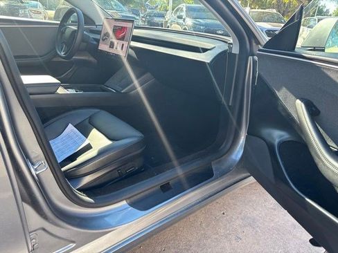 Used 2025 Tesla Model 3 Long Range RWD image 12