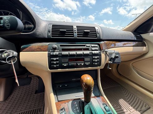 Used 2001 BMW 330i Sedan RWD image 31
