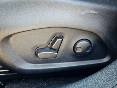 Certified 2024 Jeep Compass Latitude image 14