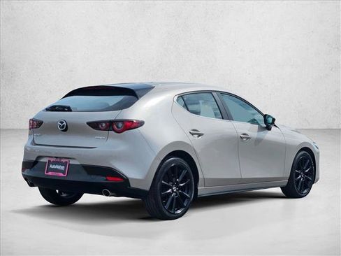 Used 2024 MAZDA MAZDA3 s FWD image 5