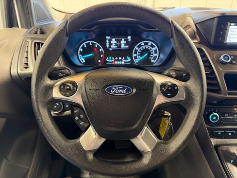 Used 2020 Ford Transit Connect XL image 17