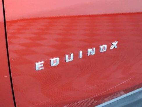 Used 2024 Chevrolet Equinox LT image 19