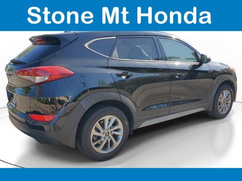 Used 2017 Hyundai Tucson SE image 6