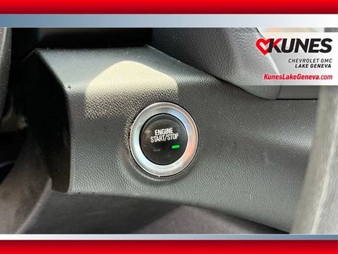 Used 2024 GMC Terrain SLE FWD image 21