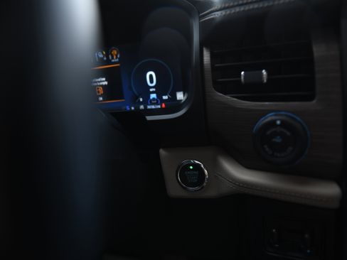 Used 2024 Ford Expedition Max Limited image 26