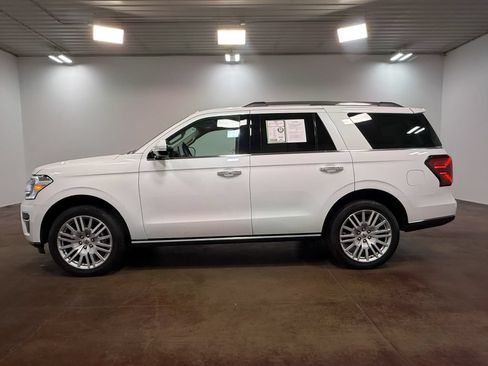 Used 2024 Ford Expedition Limited AWD/4WD image 27