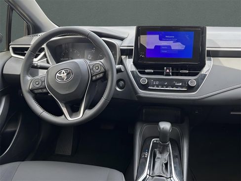 Certified 2024 Toyota Corolla SE image 16