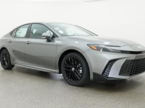 New 2026 Toyota Camry SE FWD image 57