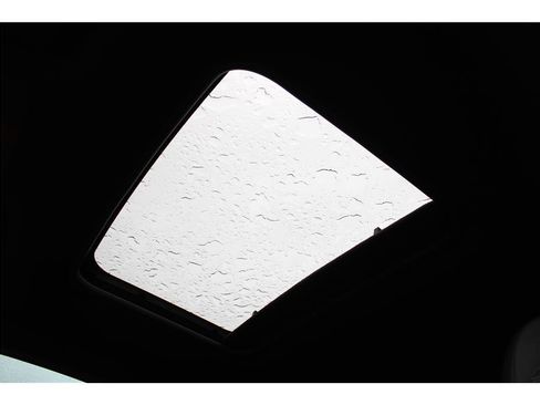 Used 2010 Chevrolet Camaro SS image 24