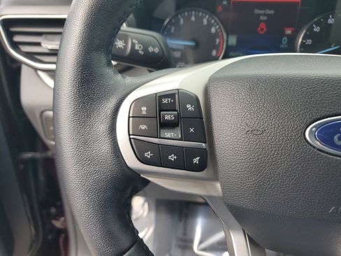 Used 2023 Ford Explorer XLT w/ Equipment Group 202A image 24