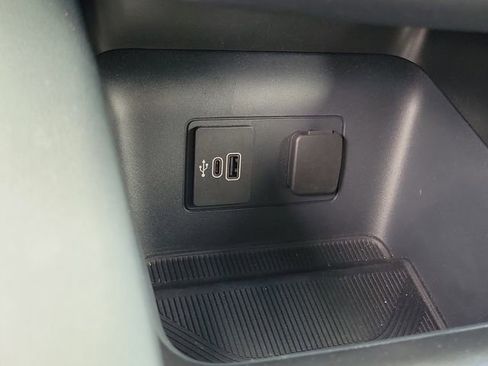 Used 2026 Ford Explorer ST-Line w/ ST-Line Street Pack RWD image 11