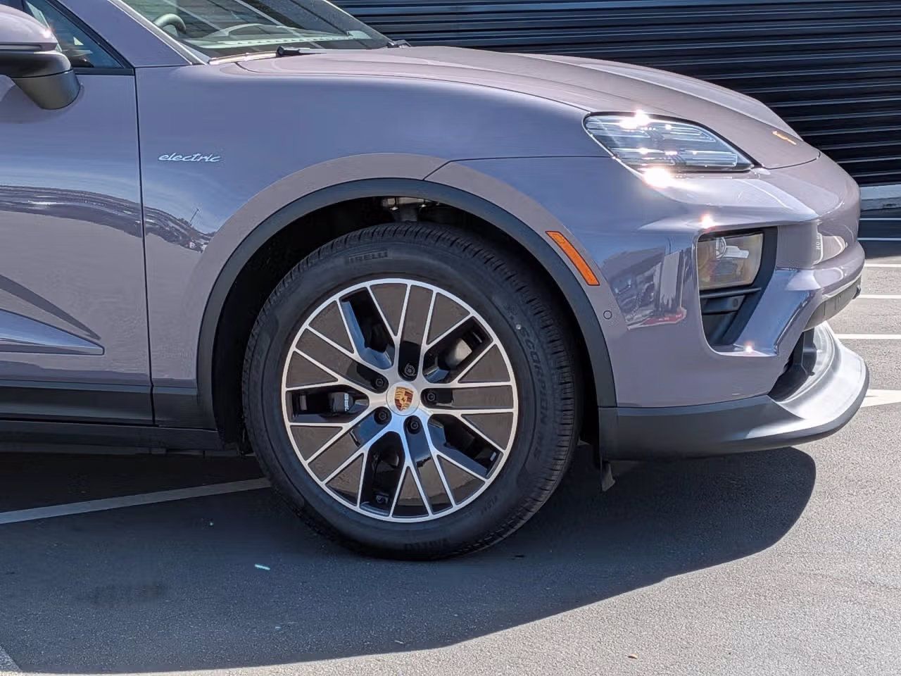 Certified 2026 Porsche Macan Electric RWD image 11