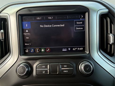 Used 2019 Chevrolet Silverado 1500 LT w/ All-Star Edition AWD/4WD image 26