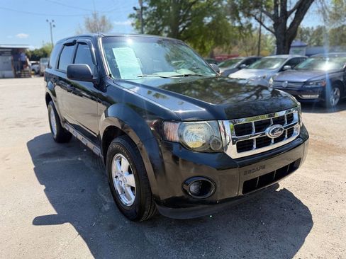 Used 2012 Ford Escape XLS image 2