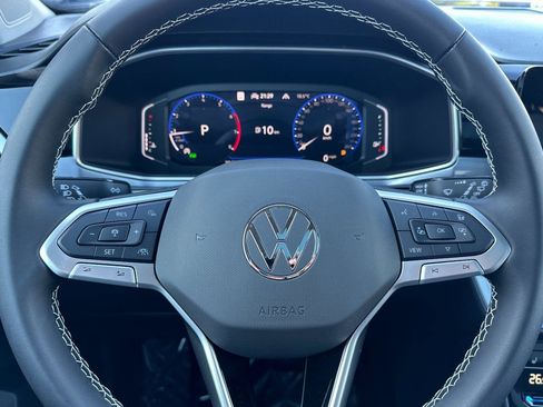 New 2026 Volkswagen Taos SEL image 23