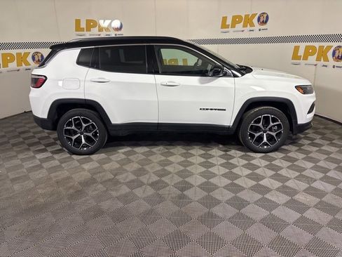 New 2026 Jeep Compass Limited image 2
