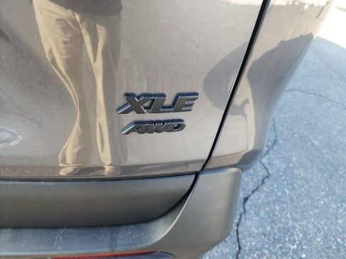 Used 2023 Toyota RAV4 XLE image 8