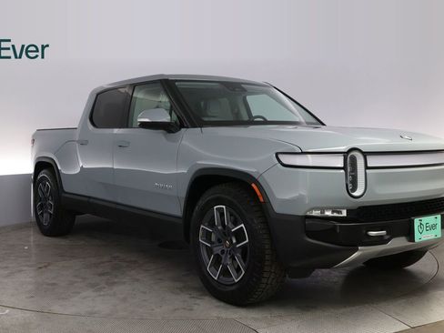 Used 2023 Rivian R1T Adventure image 13