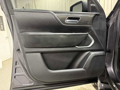 Used 2025 INFINITI QX80 Luxe image 8