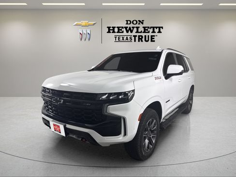 Certified 2023 Chevrolet Tahoe Z71 w/ Luxury Package AWD/4WD image 1