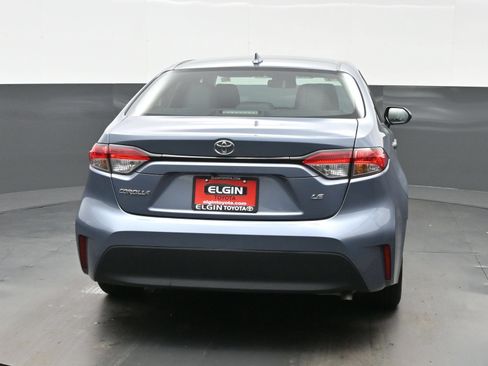 Used 2024 Toyota Corolla LE FWD image 5