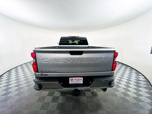 Used 2022 Chevrolet Silverado 3500 LT w/ Convenience Package AWD/4WD image 9