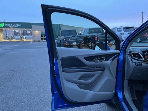 Used 2015 Buick Encore Leather image 24