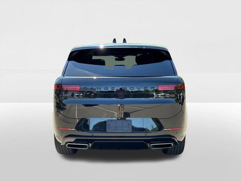 Certified 2024 Land Rover Range Rover Sport Dynamic SE AWD/4WD image 3