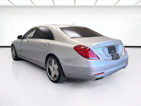 Used 2017 Mercedes-Benz S 550 Sedan image 6