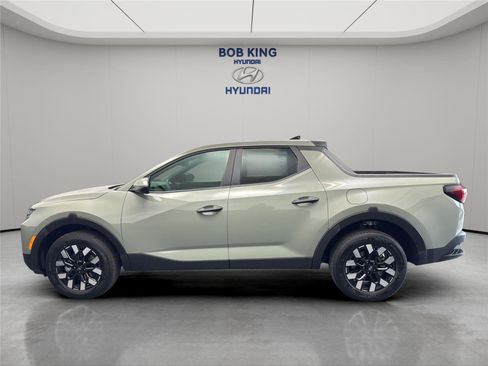 New 2026 Hyundai Santa Cruz SE FWD image 2