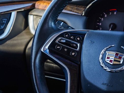 Used 2013 Cadillac XTS Luxury w/ Driver Awareness Package image 17