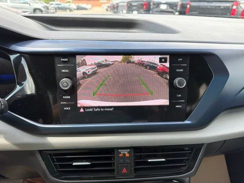Used 2023 Volkswagen Taos SE FWD image 20