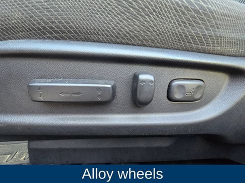 Used 2017 Honda Accord Hybrid Sedan image 17