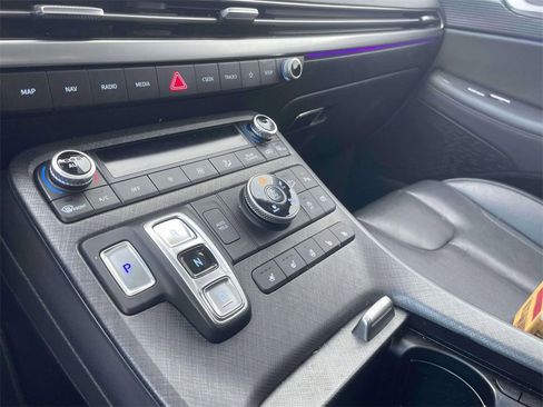 Used 2024 Hyundai Palisade Limited image 32