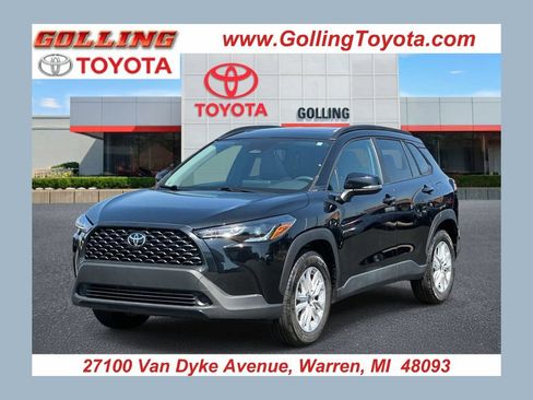 Used 2024 Toyota Corolla Cross LE w/ Moonroof Package AWD/4WD image 1