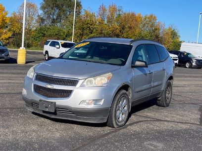 Used 2010 Chevrolet Traverse LS