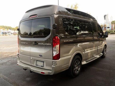 Used 2016 Ford Transit 150 XLT image 3