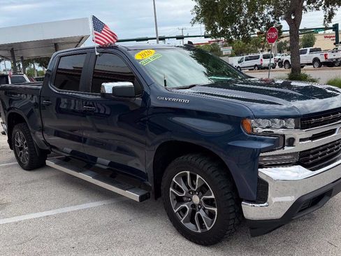 Used 2020 Chevrolet Silverado 1500 LT w/ All-Star Edition RWD image 3