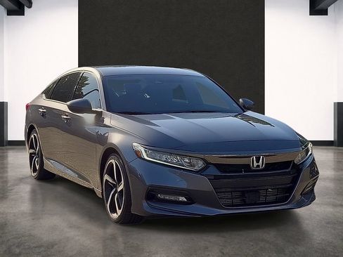 Used 2019 Honda Accord Sport image 6