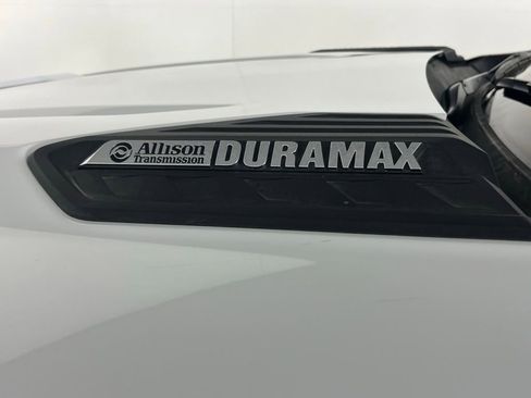 Used 2025 Chevrolet Silverado 2500 LT w/ Convenience Package image 12